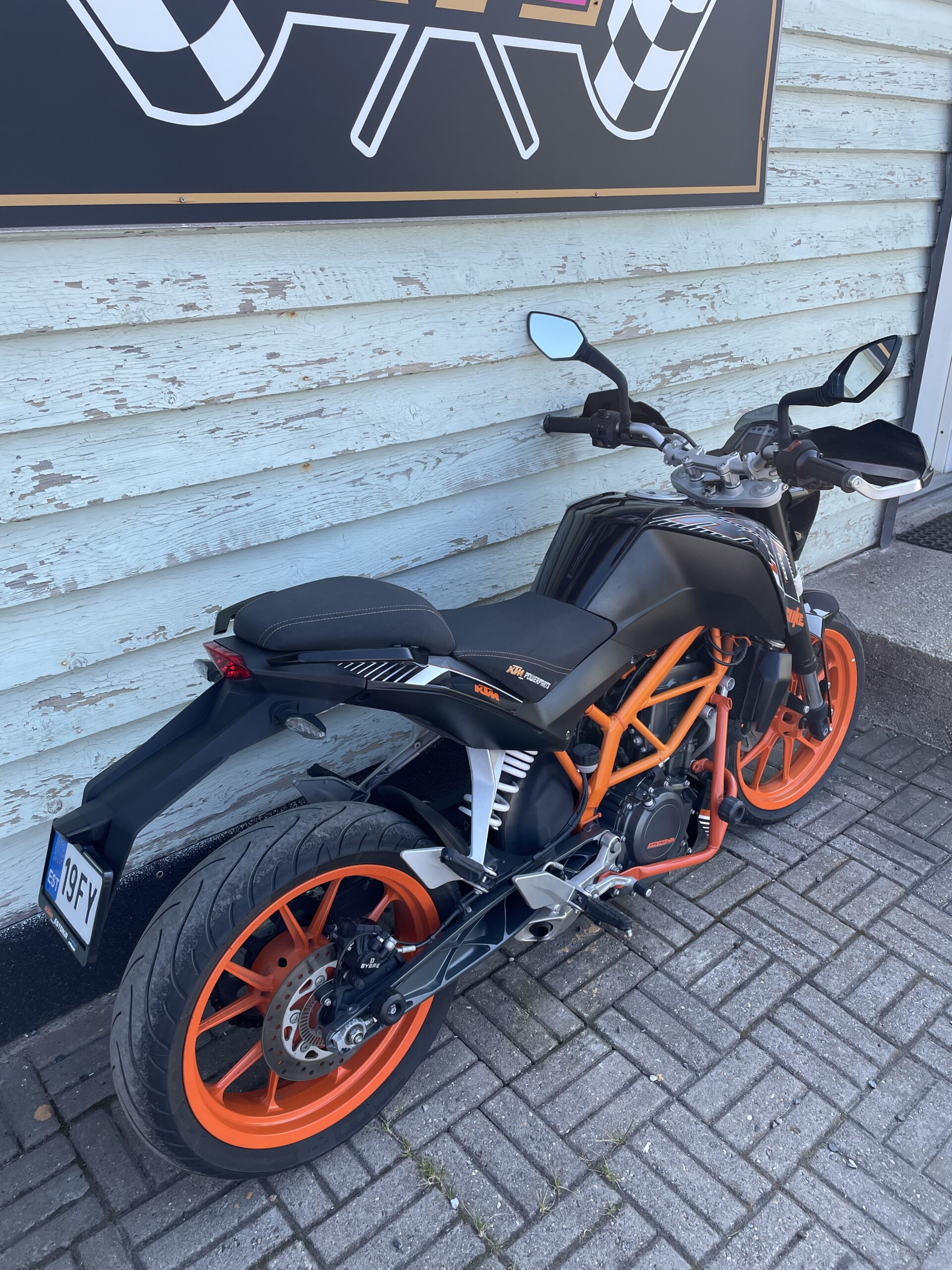 KTM 390 DUKE 2015 - Image 4